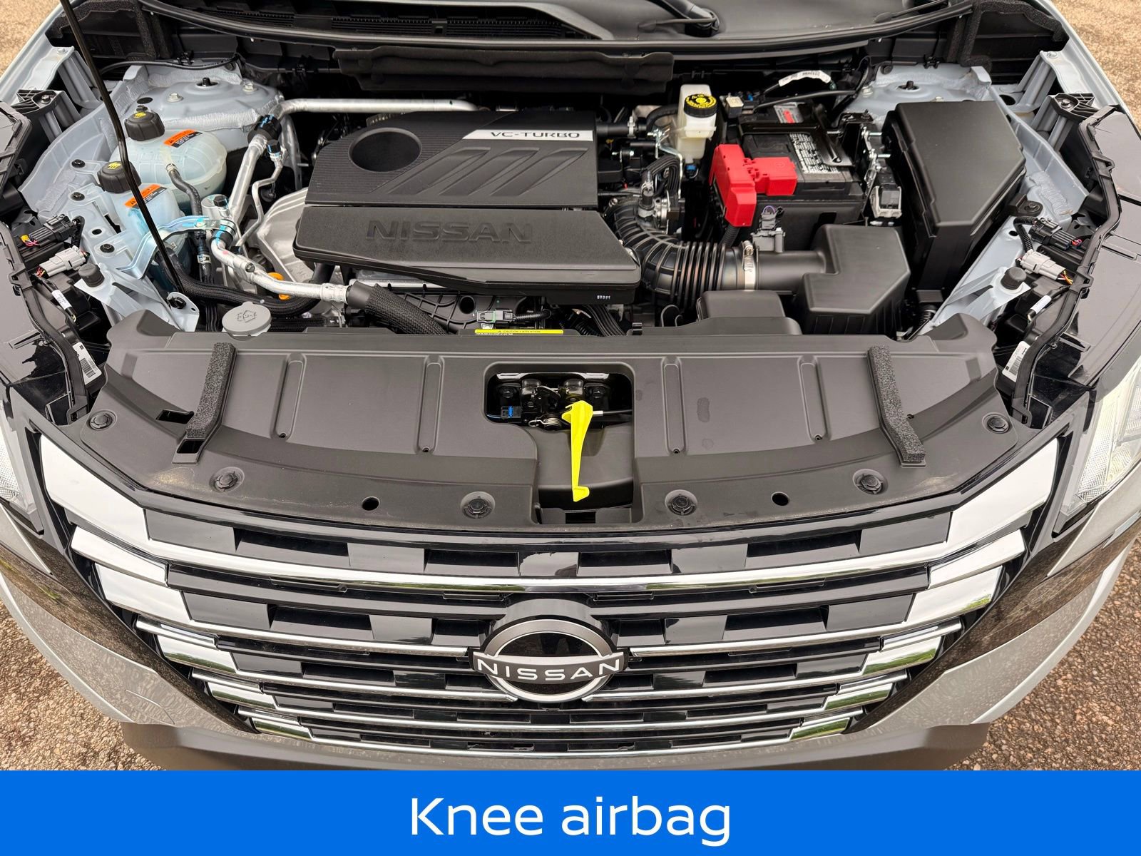 Certified 2025 Nissan Rogue SV image 34