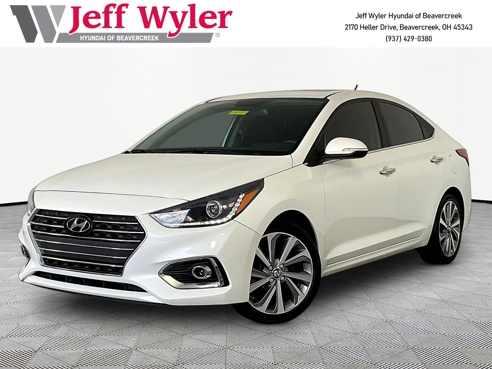 Used 2022 Hyundai Accent Limited FWD image 1