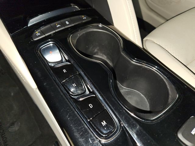 Used 2022 Buick Envision Essence w/ Safety Package image 21