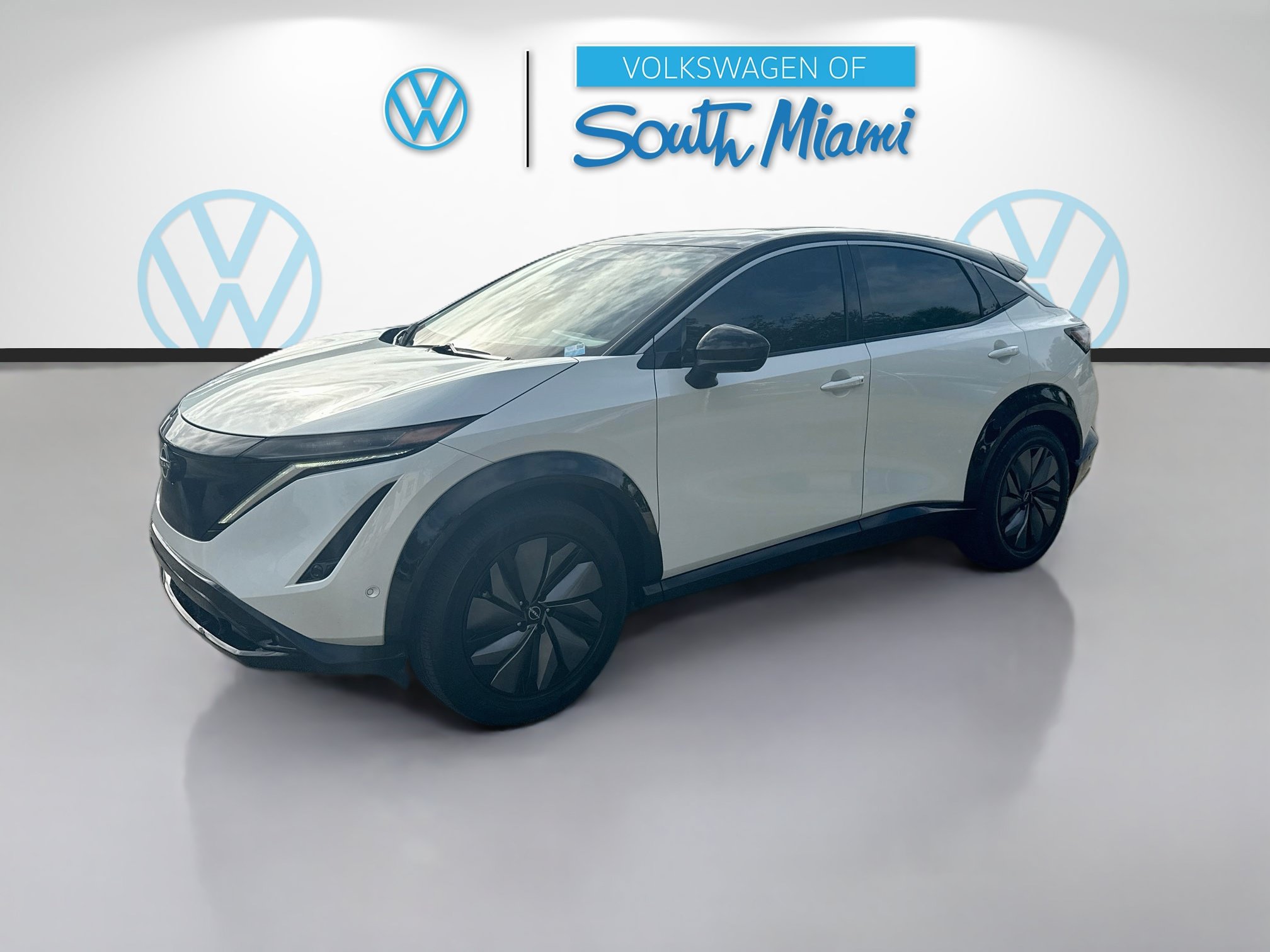Used 2023 Nissan Ariya FWD image 3