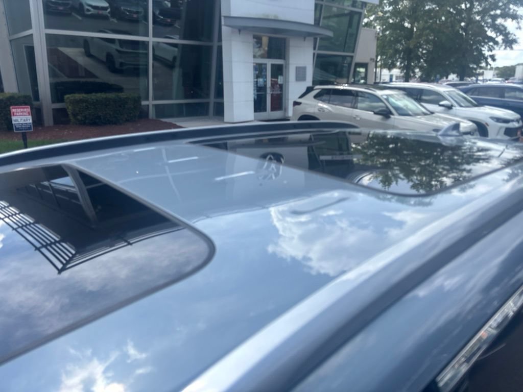 Used 2022 Honda Pilot Elite image 16