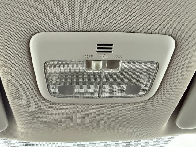 Used 2015 Toyota Corolla L FWD image 23