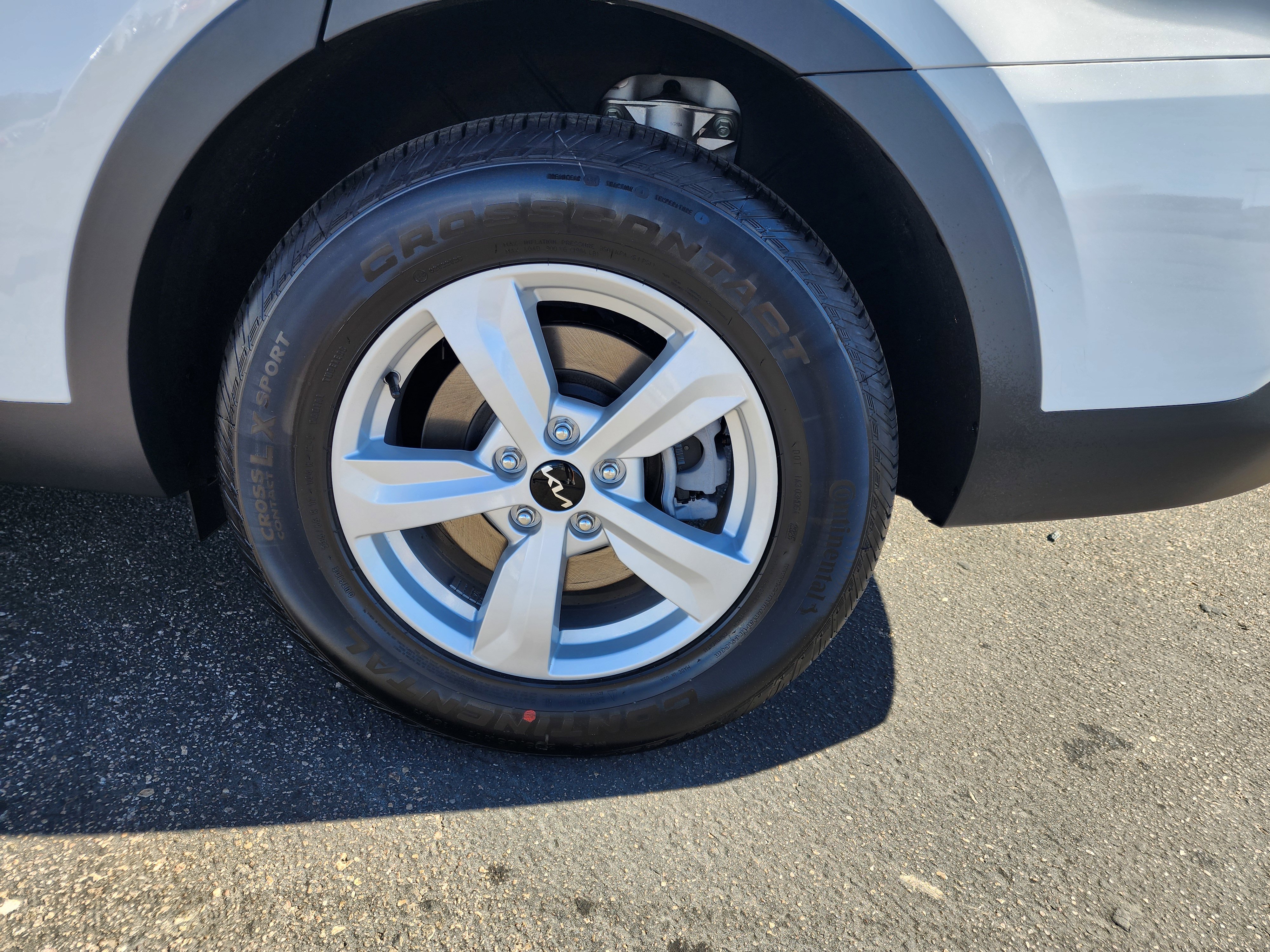 New 2026 Kia Sorento LX image 8