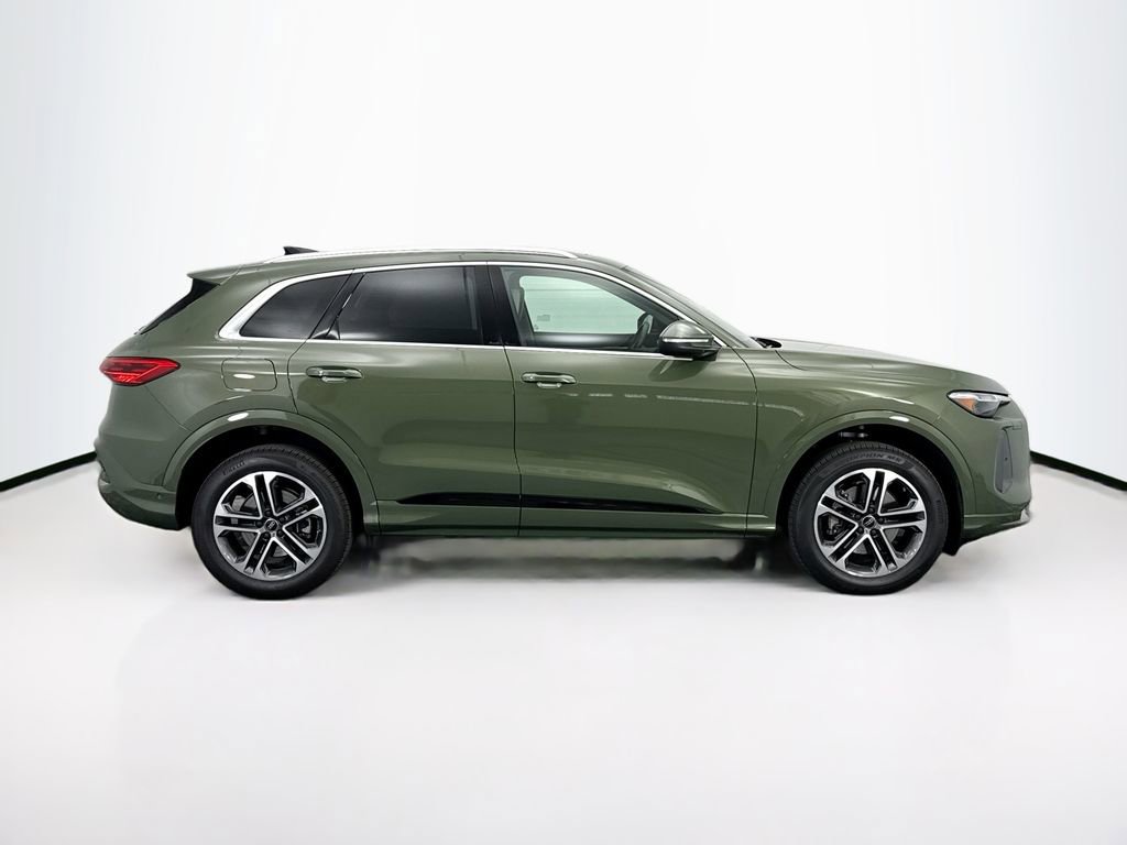 Used 2025 Audi Q5 Premium Plus w/ Premium Plus image 5