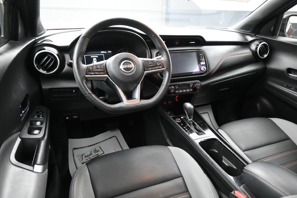 Used 2023 Nissan Kicks SR w/ SR Premium Package FWD image 22