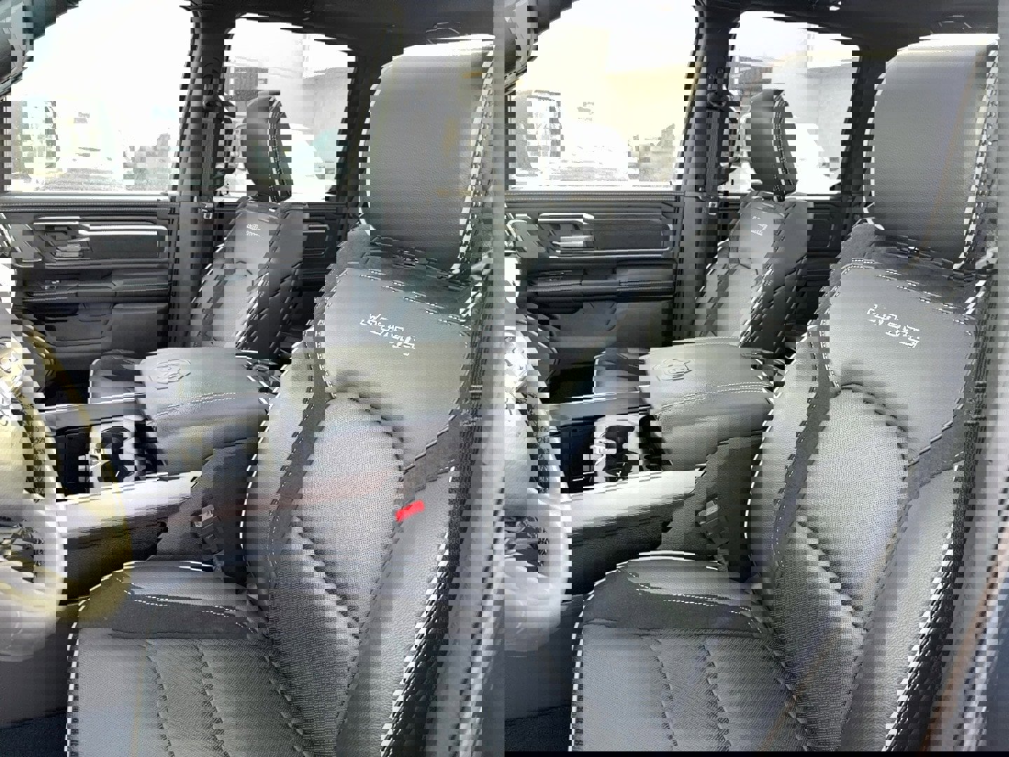 Used 2025 RAM 1500 Laramie w/ Night Edition image 8