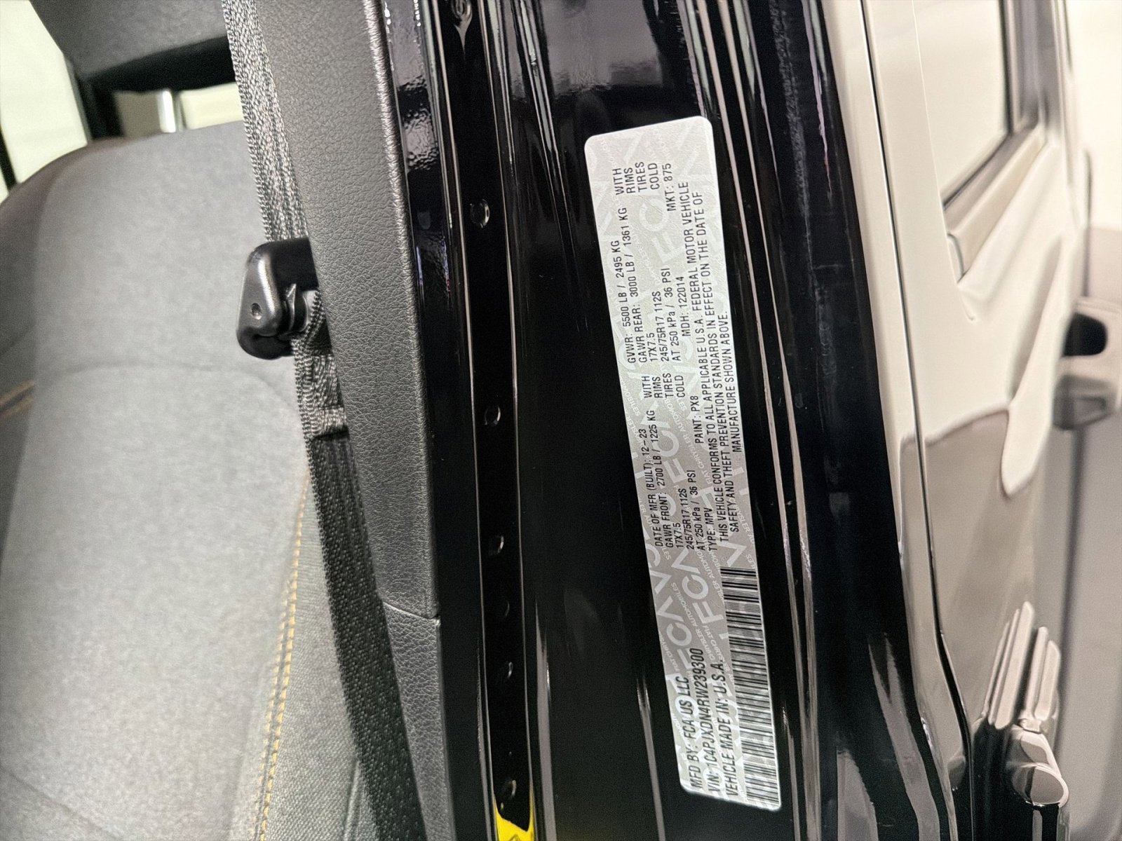 Used 2024 Jeep Wrangler Sport S image 27