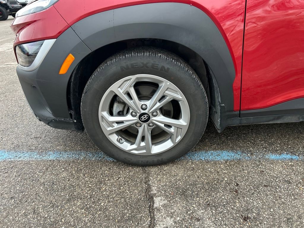 Certified 2022 Hyundai Kona SEL w/ Winter Weather Package image 26