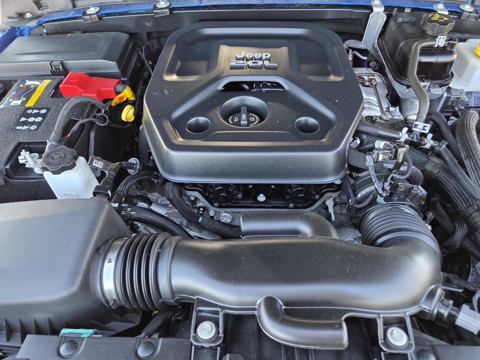 Used 2023 Jeep Wrangler Unlimited Sahara AWD/4WD image 23