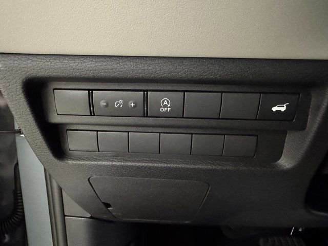 New 2026 Mitsubishi Outlander SE FWD image 10