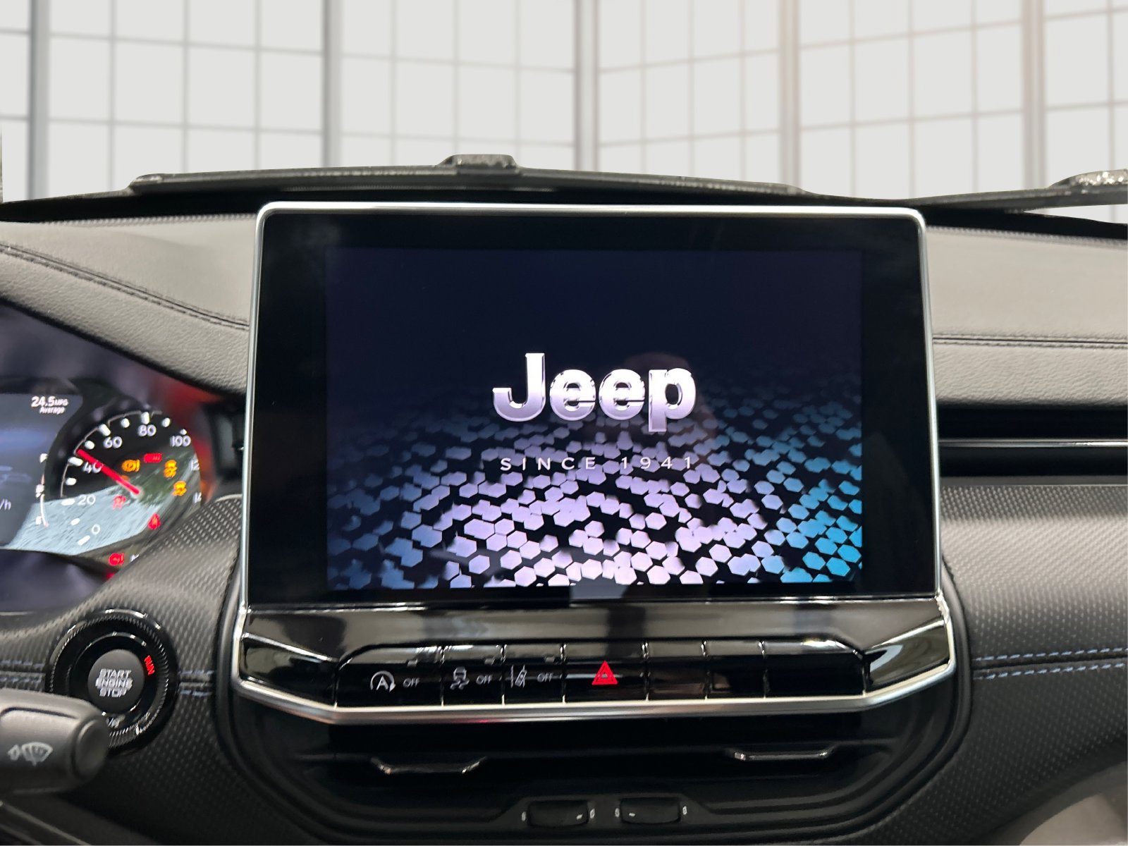 New 2026 Jeep Compass Latitude AWD/4WD image 12