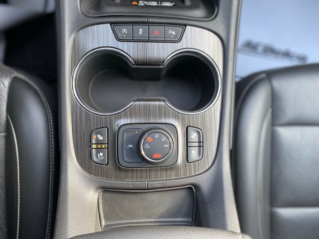 Used 2023 GMC Acadia SLT w/ Elevation Edition image 23