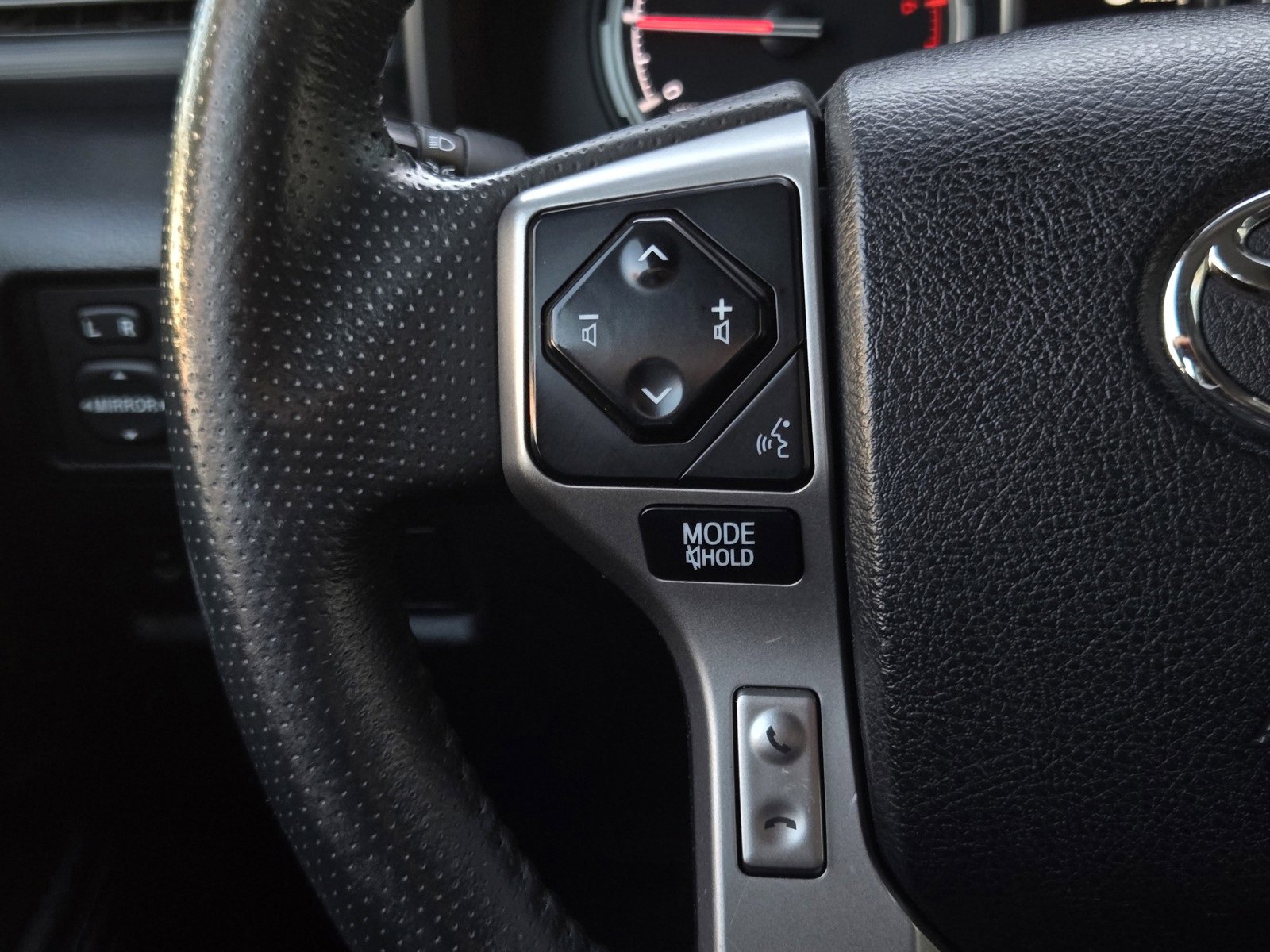 Certified 2020 Toyota 4Runner Limited image 25