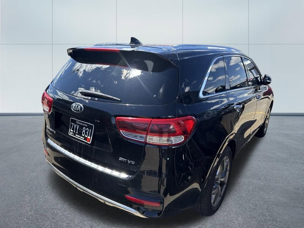 Used 2017 Kia Sorento SX AWD/4WD image 3
