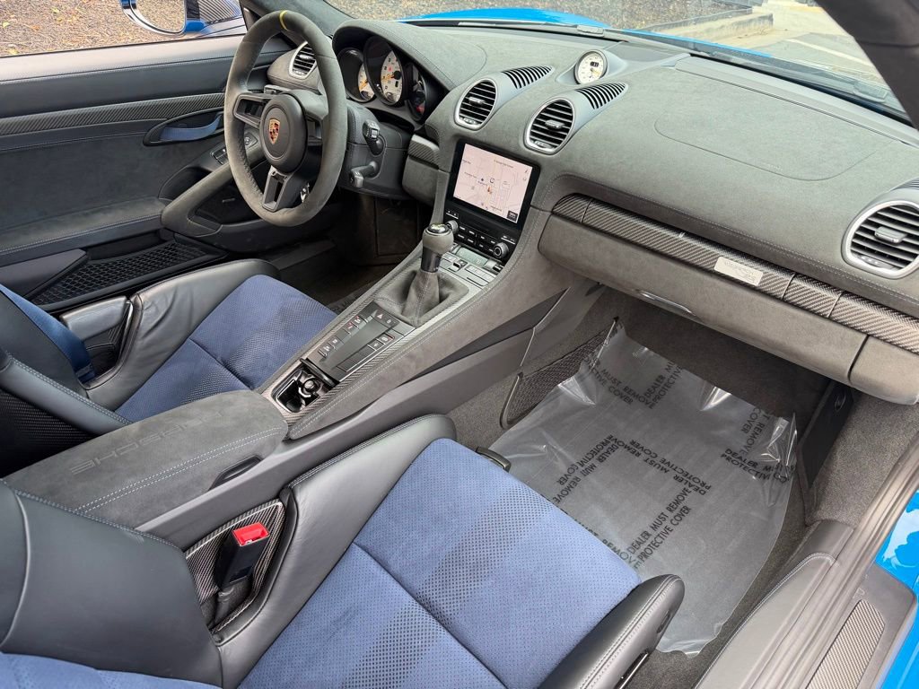 Used 2025 Porsche 718 Cayman GT4 RS w/ Weissach Package image 31