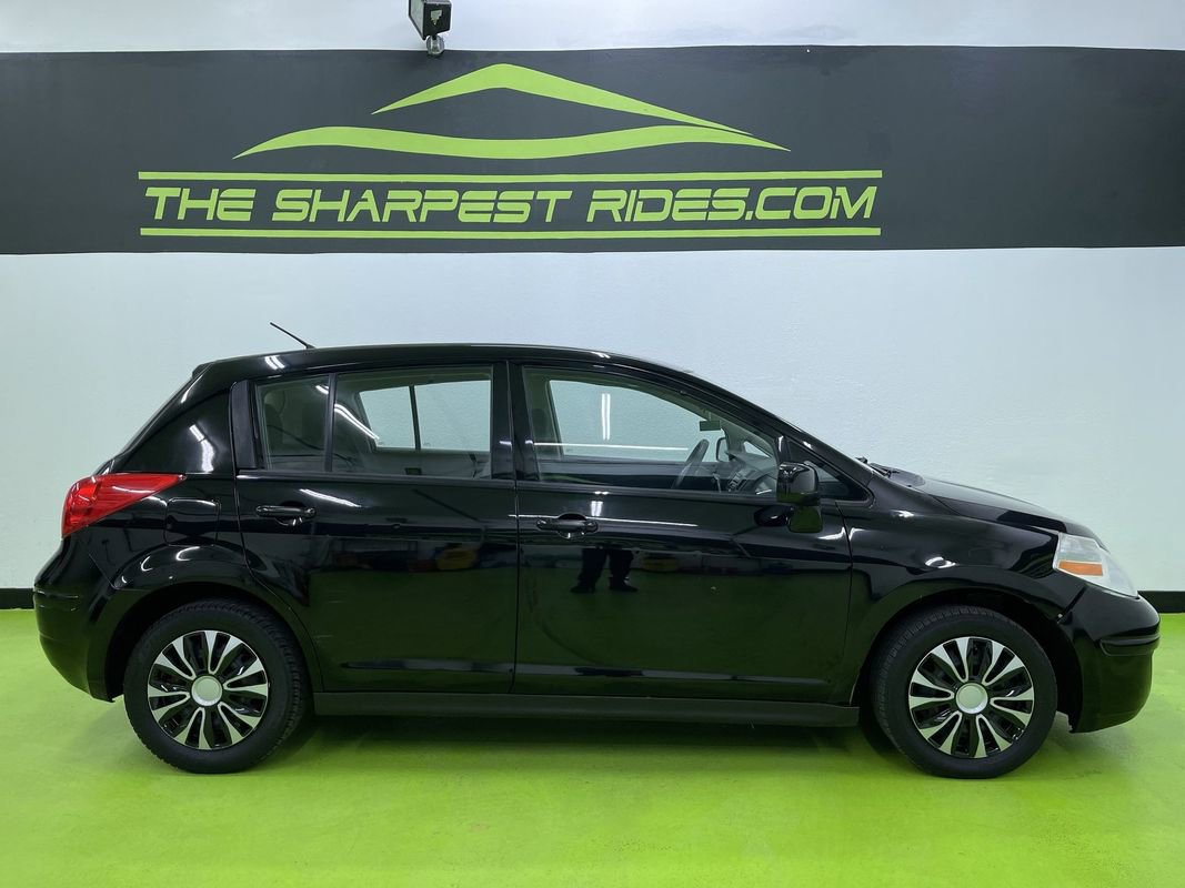 Used 2012 Nissan Versa 1.8 S image 11