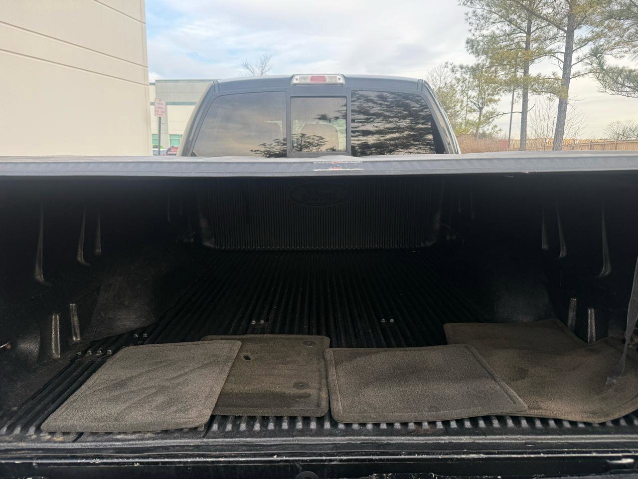 Used 2012 Ford F150 Lariat w/ Lariat Chrome Pkg image 38