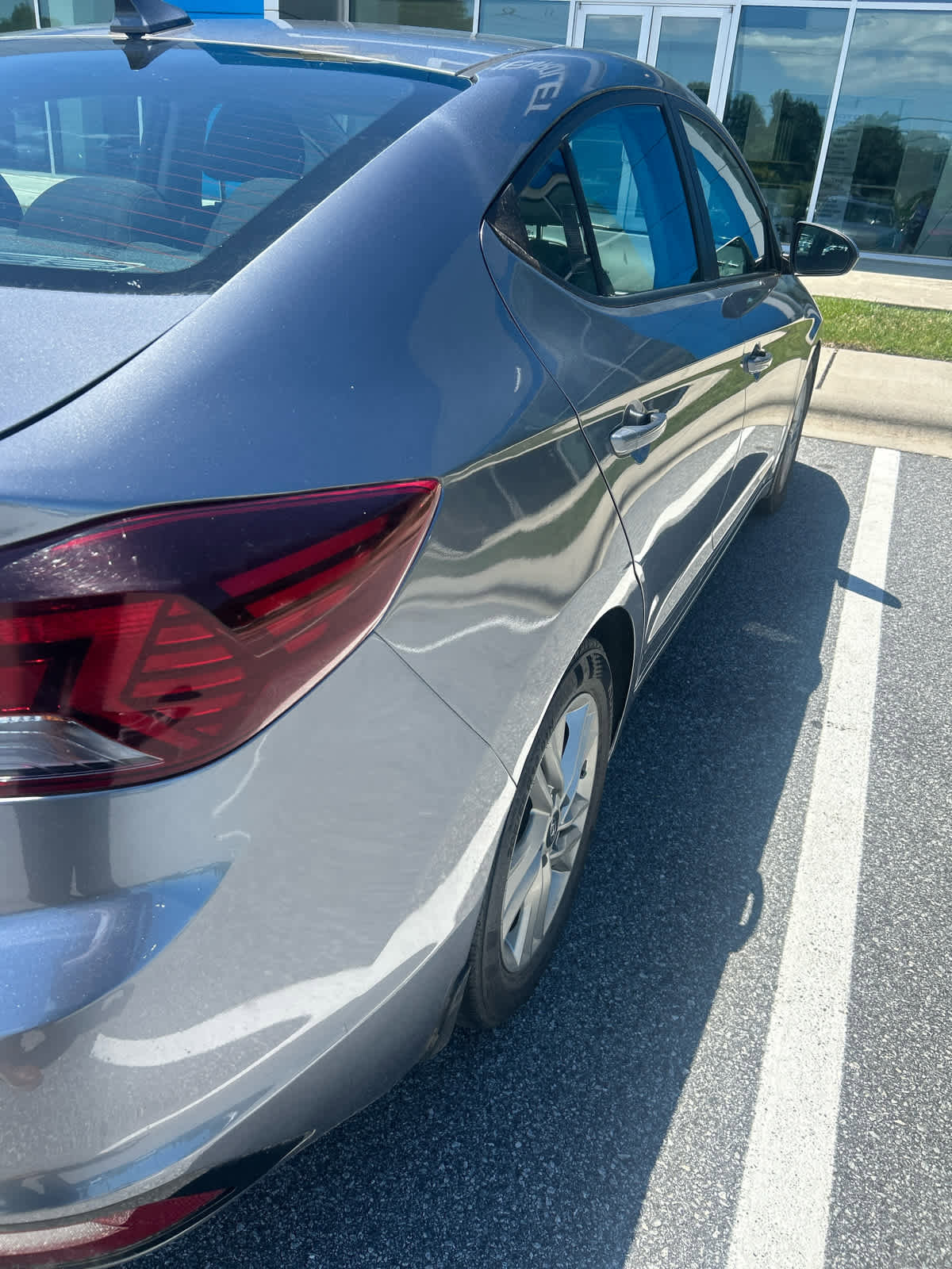 Used 2019 Hyundai Elantra SEL w/ Winter Weather Package FWD image 3