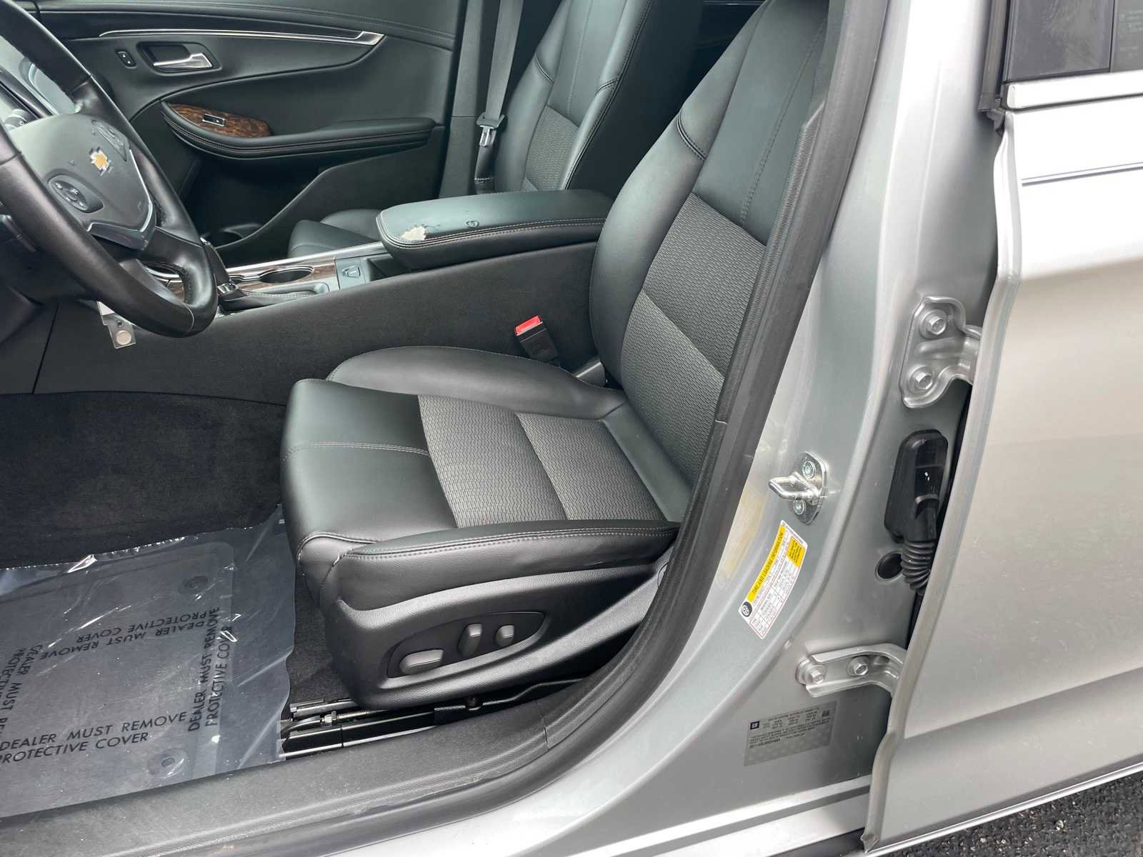 Used 2014 Chevrolet Impala LT image 9