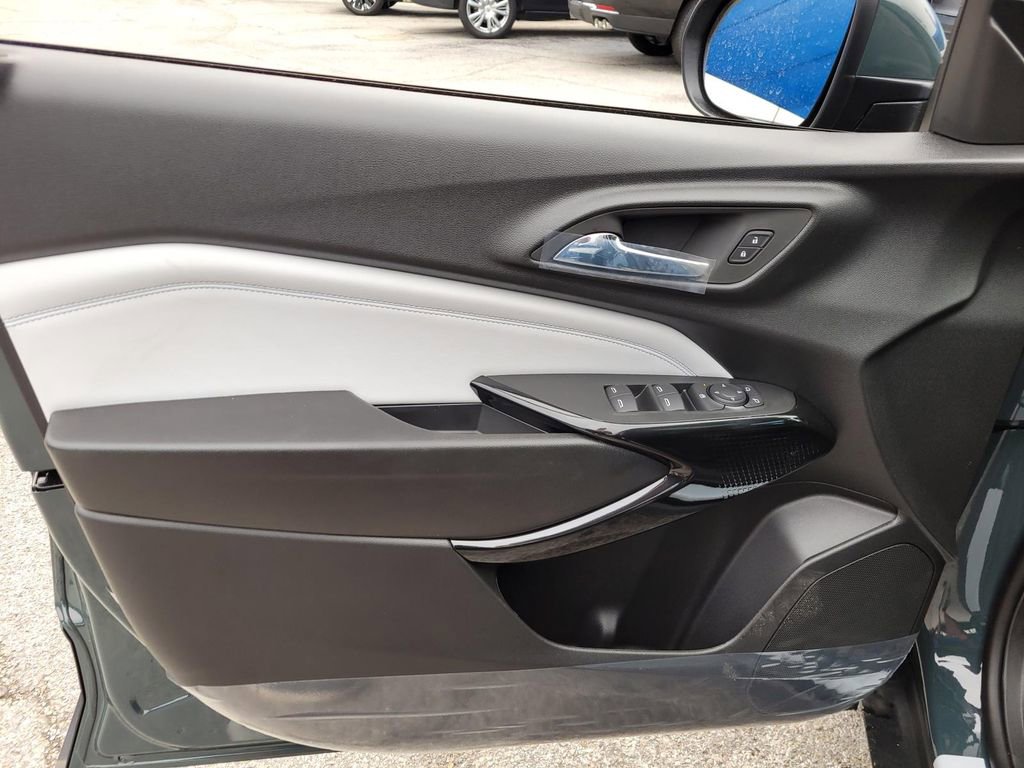 New 2026 Chevrolet Trax LT FWD image 12