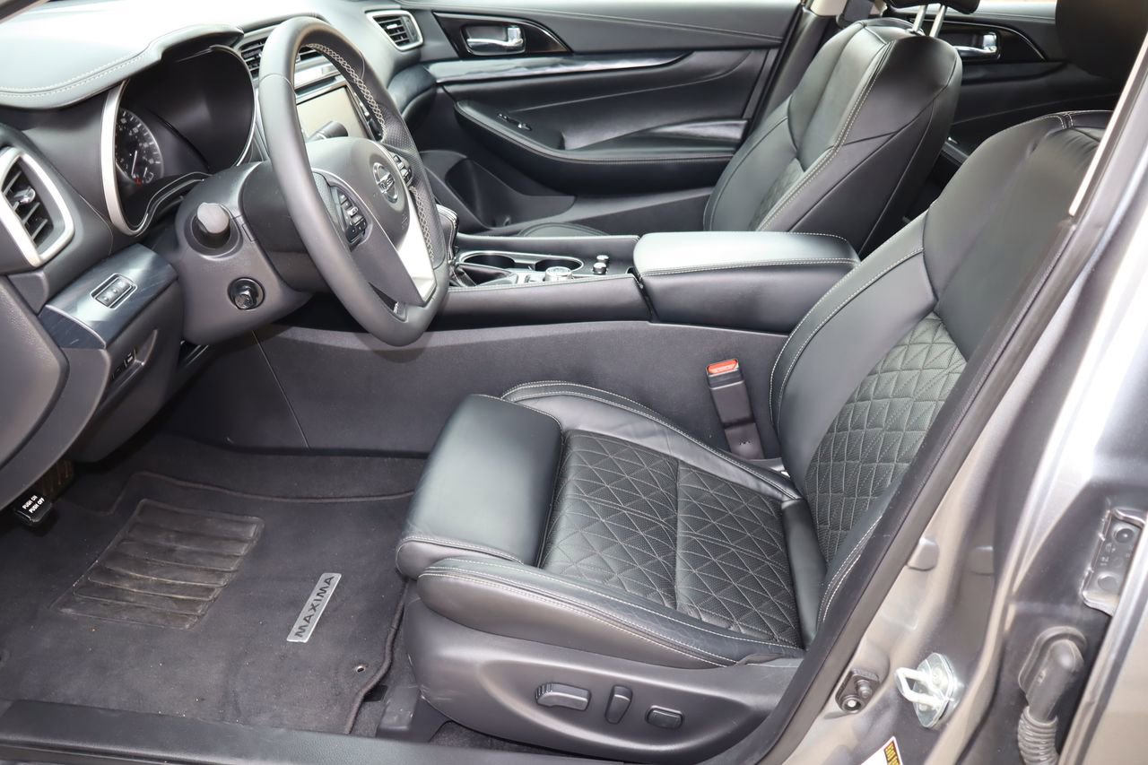 Used 2022 Nissan Maxima Platinum w/ Sport Mat Group FWD image 16