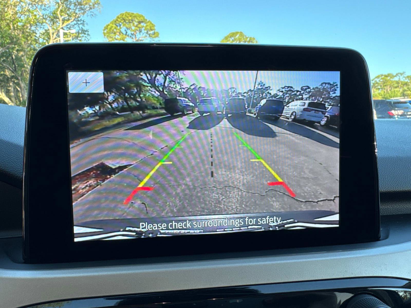 Used 2020 Ford Escape SE image 22