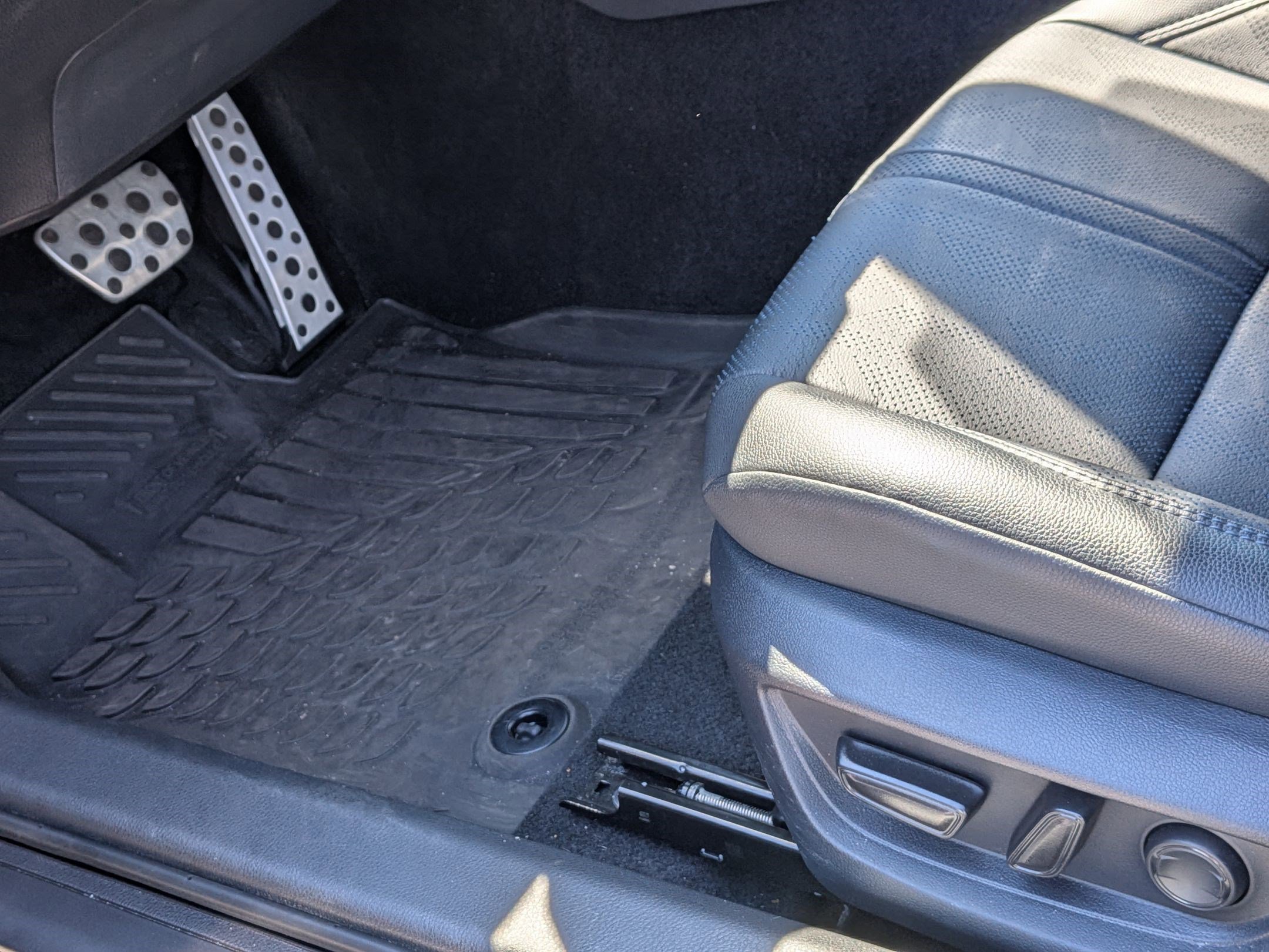 Used 2025 Toyota Camry XSE image 16