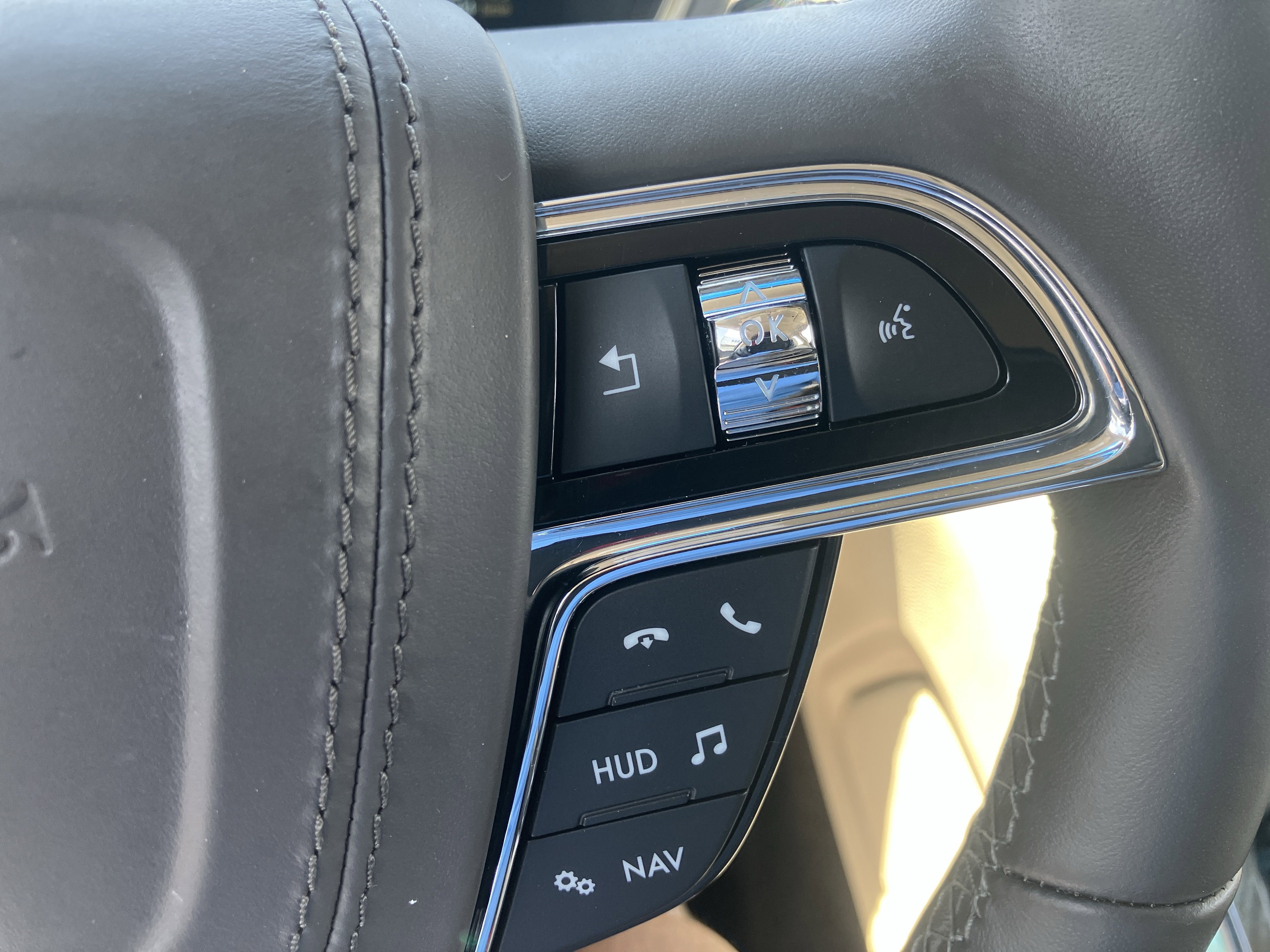 Used 2017 Lincoln Continental Reserve w/ Luxury Package AWD/4WD image 24