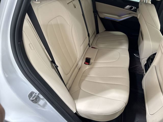 Used 2022 BMW X5 sDrive40i w/ Premium Package RWD image 28