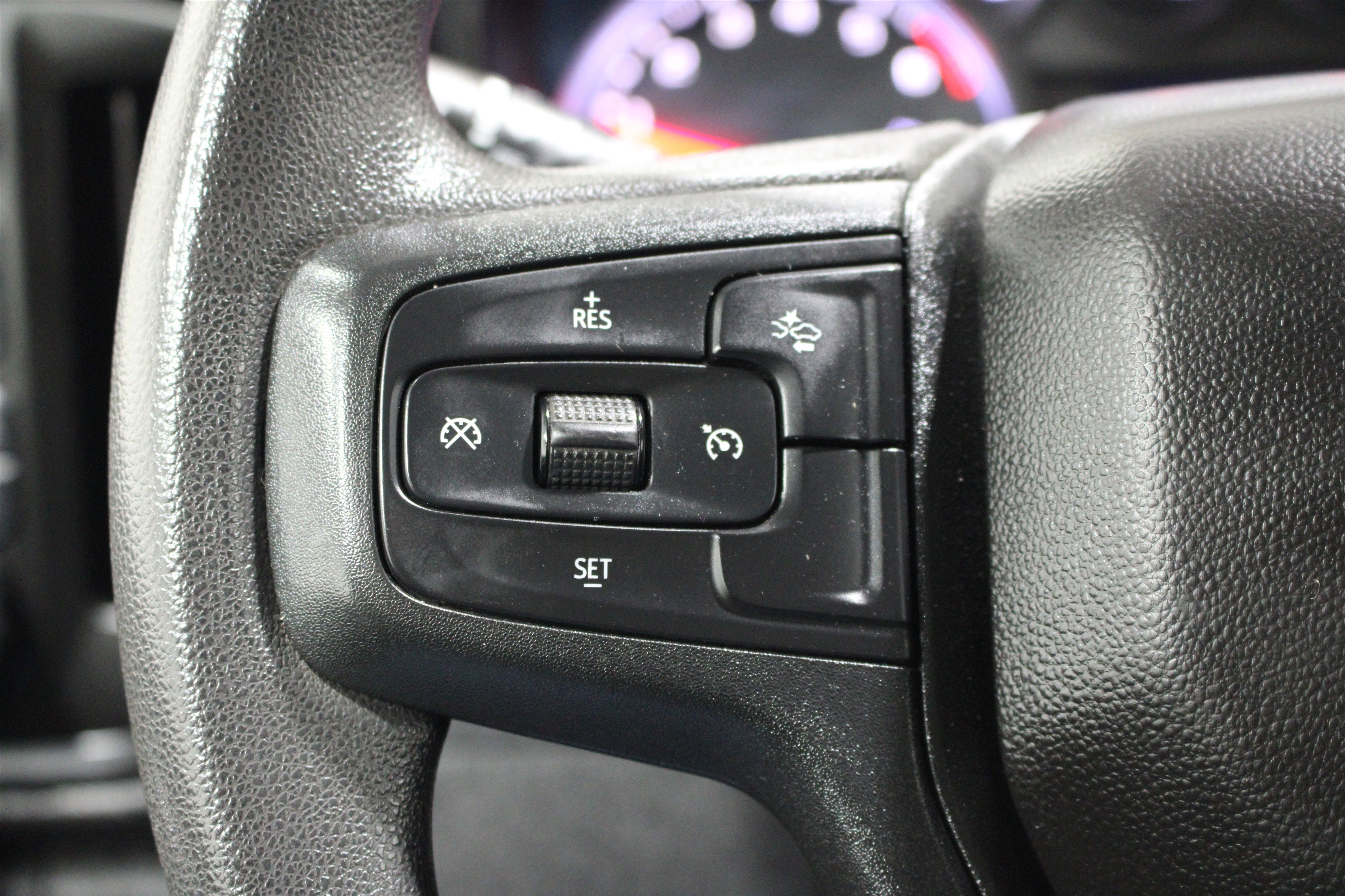 Used 2022 Chevrolet Silverado 1500 Custom w/ LPO, Dark Essentials Package AWD/4WD image 11