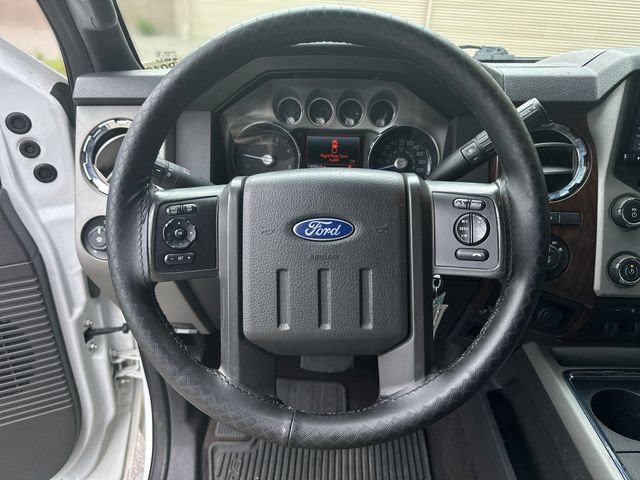 Used 2016 Ford F250 Lariat w/ Lariat Ultimate Package AWD/4WD image 15