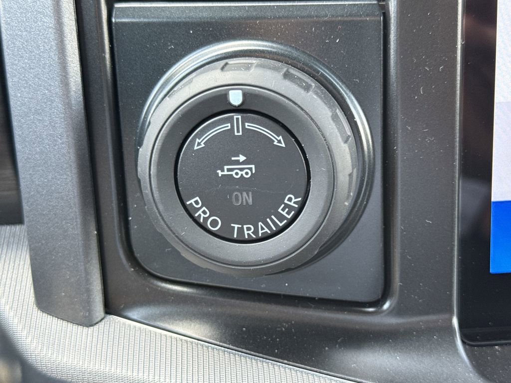 New 2025 Ford F150 Lariat w/ Equipment Group 501A Mid image 36