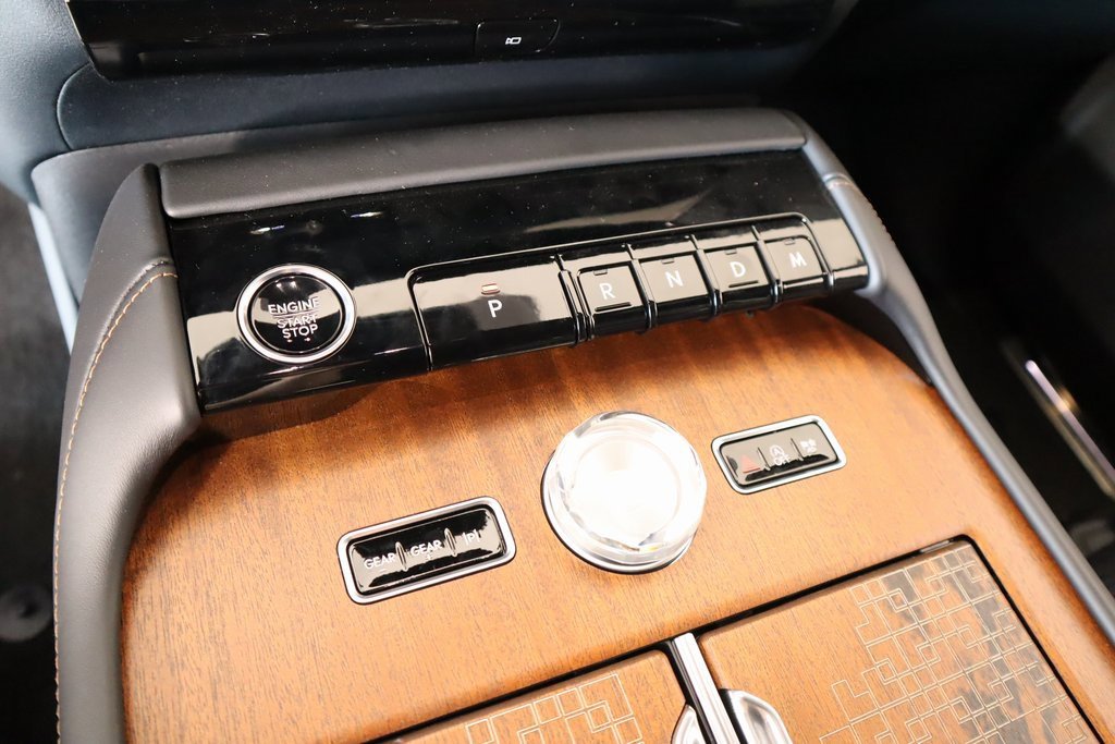 New 2025 Lincoln Navigator Black Label image 8