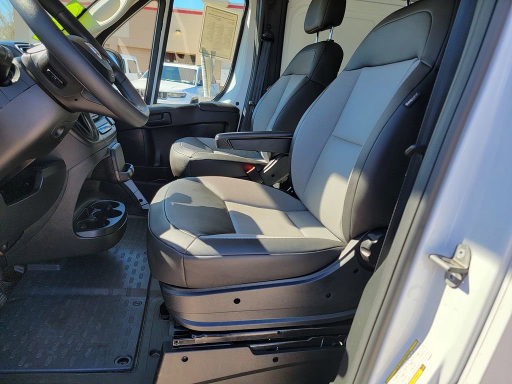 Used 2025 RAM ProMaster 3500 w/ Quick Order Package 22G SLT image 11