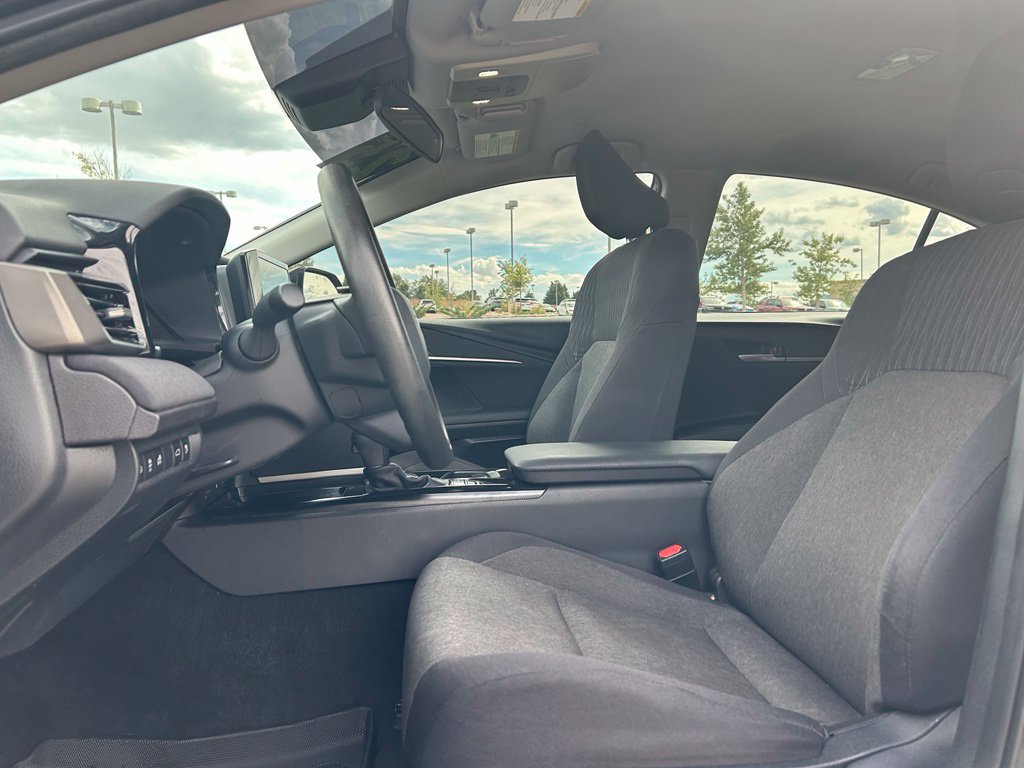 Used 2025 Toyota Camry LE FWD image 24