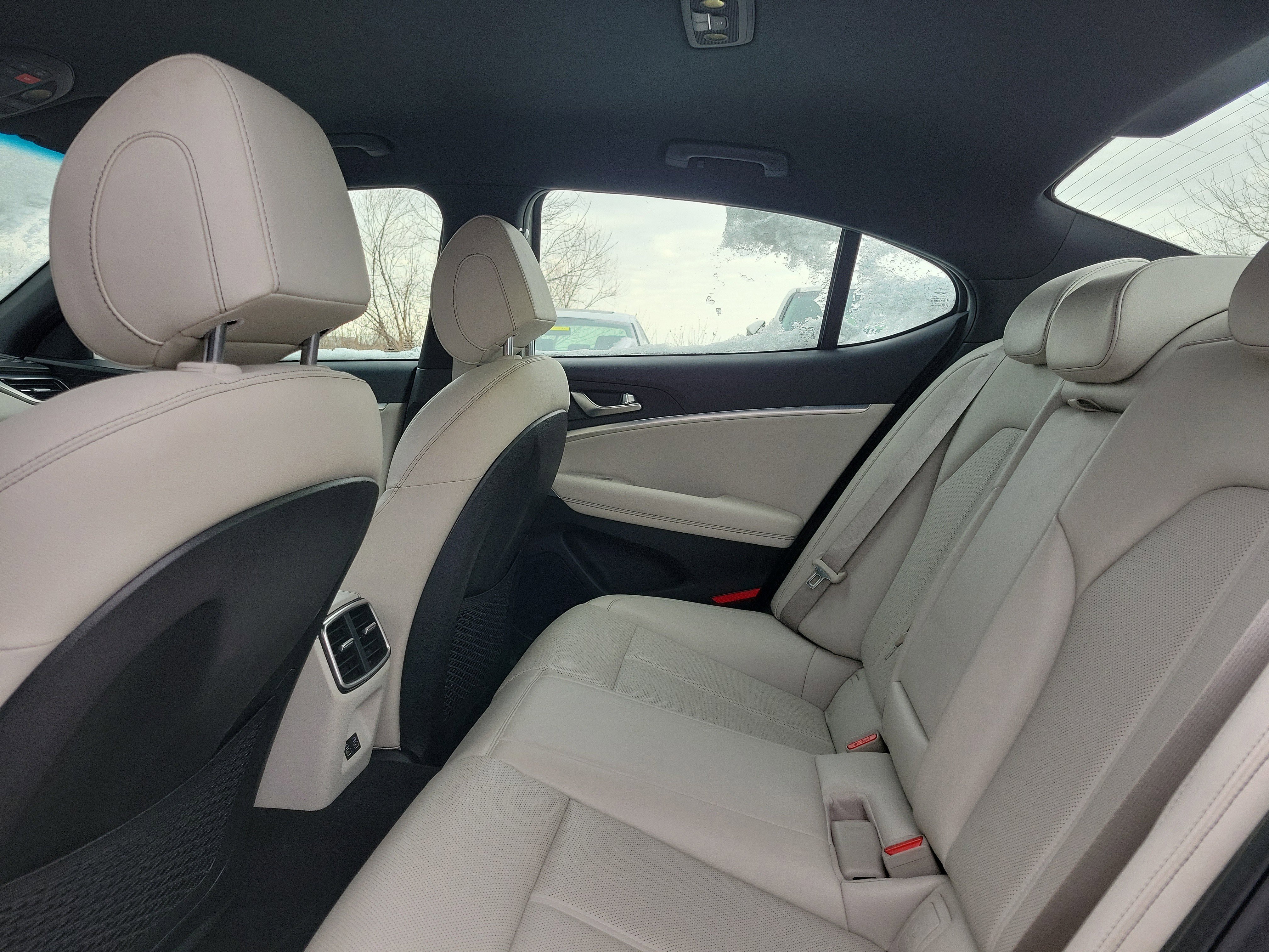 Used 2024 Genesis G70 2.5T image 11