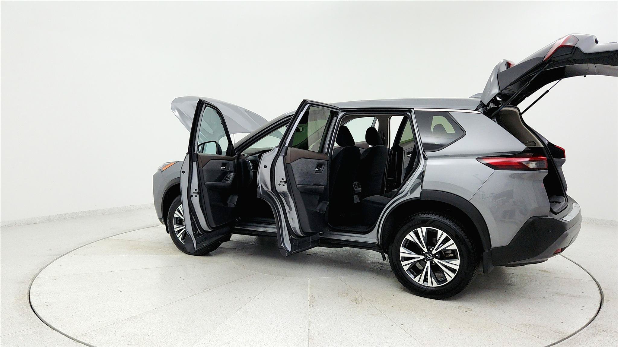 Used 2023 Nissan Rogue SV AWD/4WD image 30