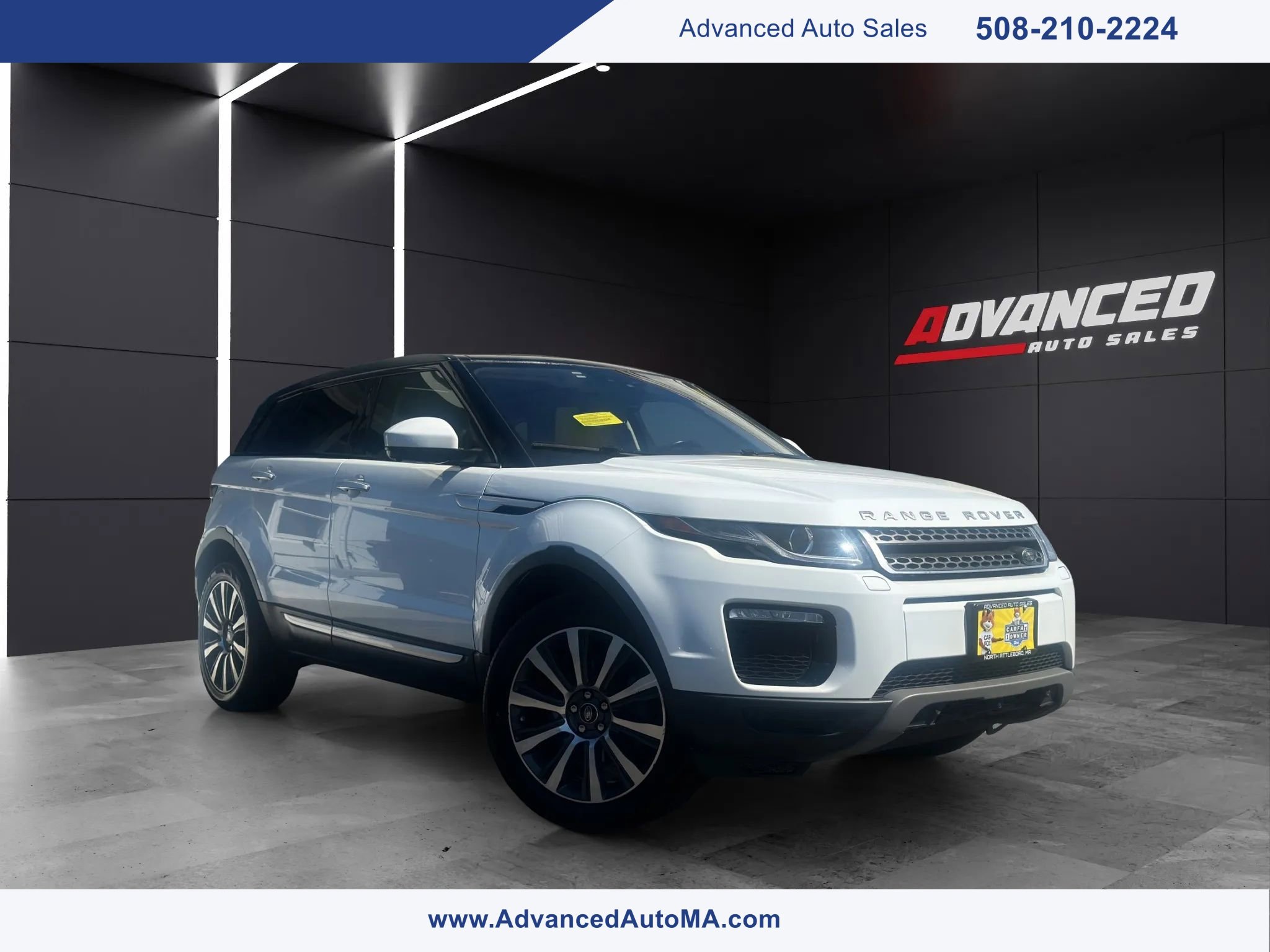 Used 2018 Land Rover Range Rover Evoque HSE AWD/4WD image 1