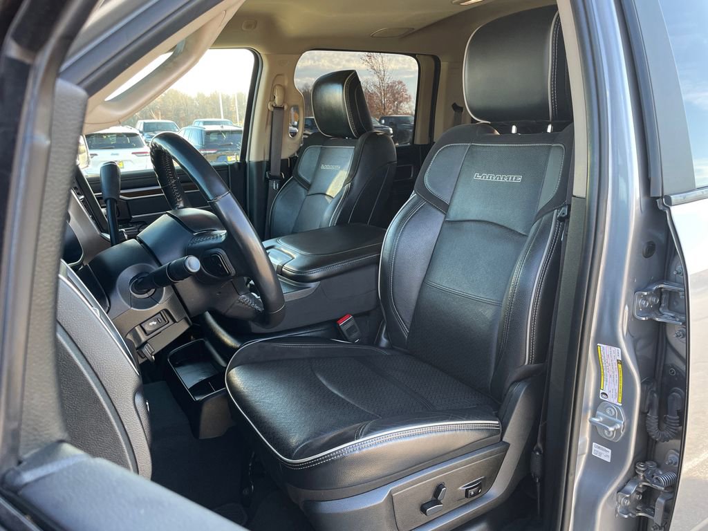 Used 2022 RAM 2500 Laramie AWD/4WD image 9
