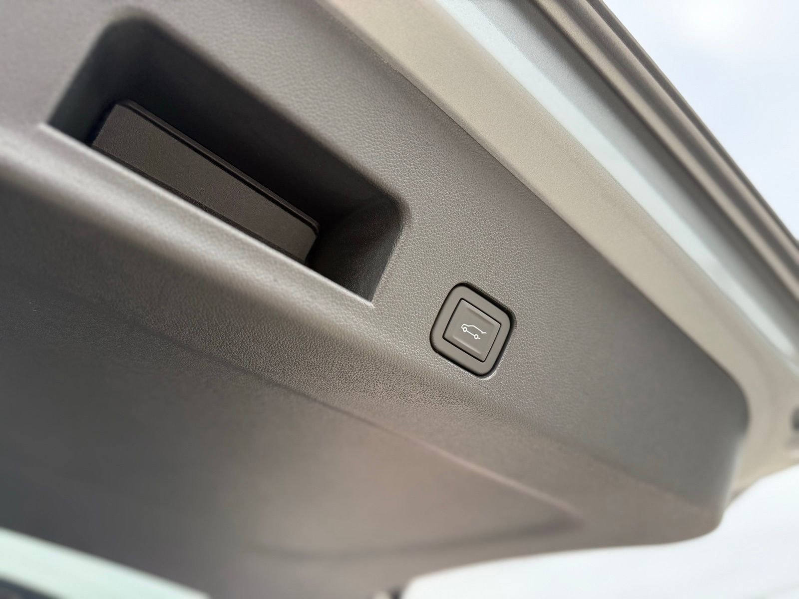 New 2026 Chevrolet Traverse LT image 26