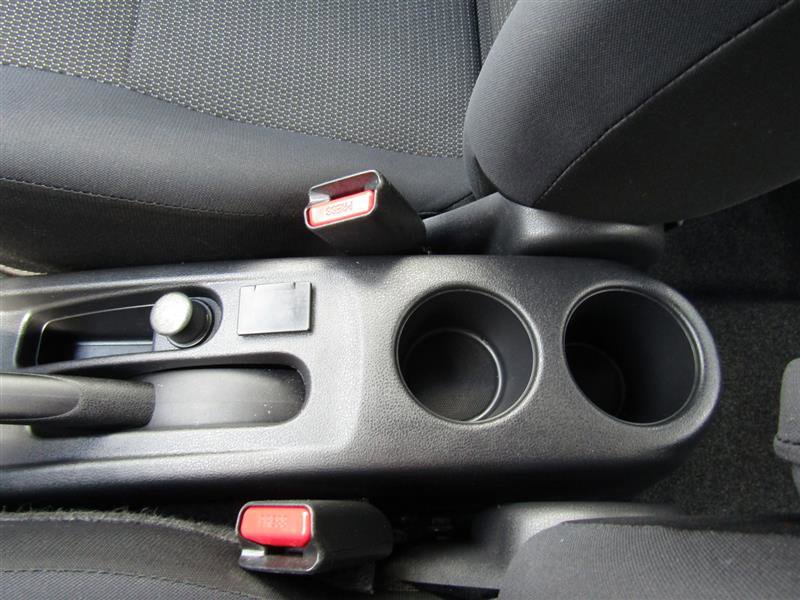 Used 2013 Nissan Versa SV w/ Convenience Pkg image 19