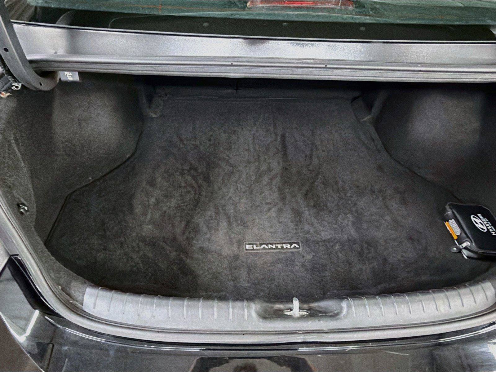 Used 2021 Hyundai Elantra SEL w/ Convenience + Premium Package FWD image 24