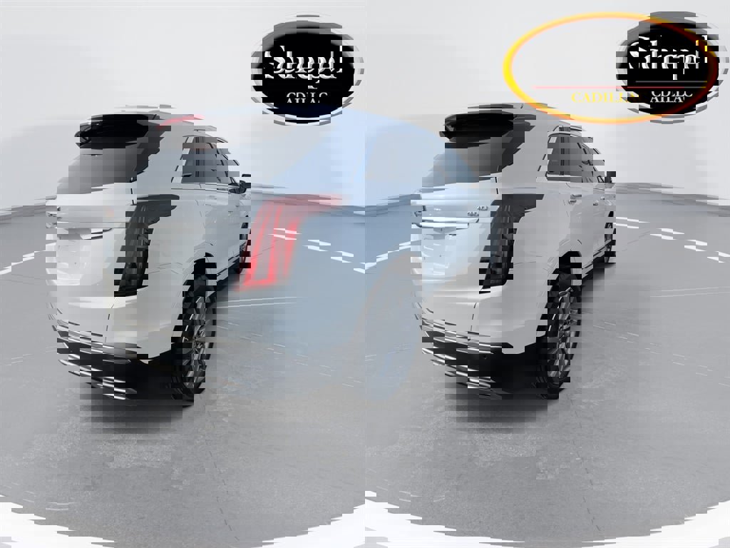 Certified 2025 Cadillac XT5 Premium Luxury w/ LPO, Floor Liner Package image 8