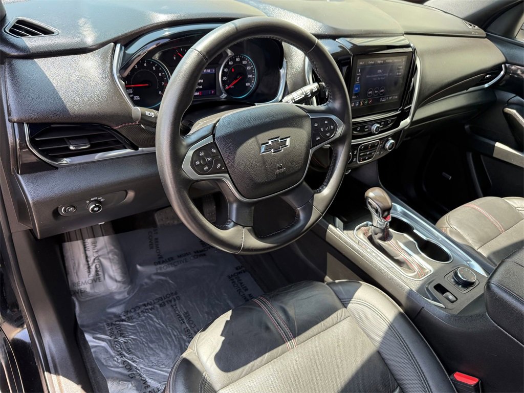 Used 2022 Chevrolet Traverse RS image 16