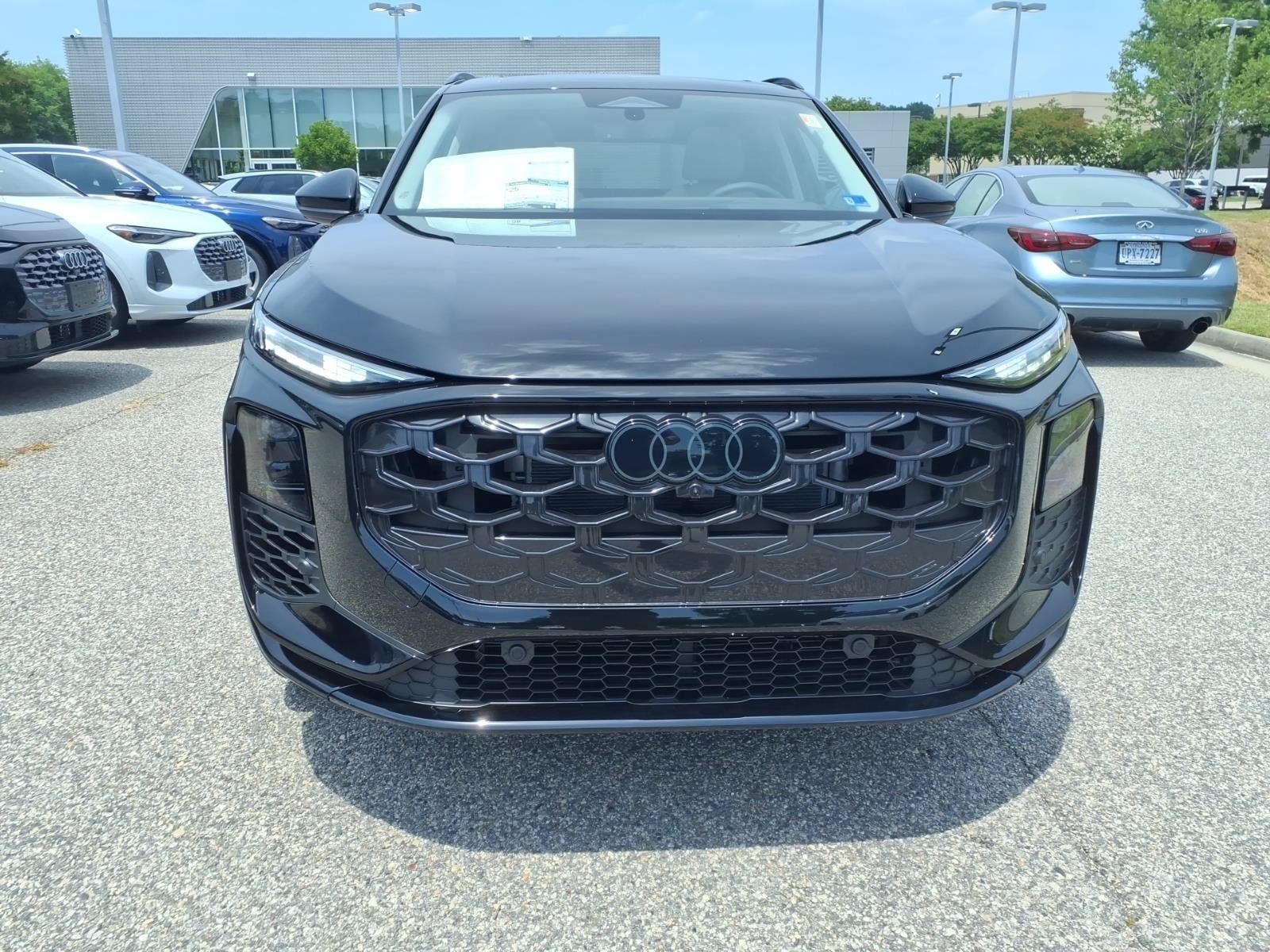 New 2026 Audi Q3 quattro 2.0T AWD/4WD image 2