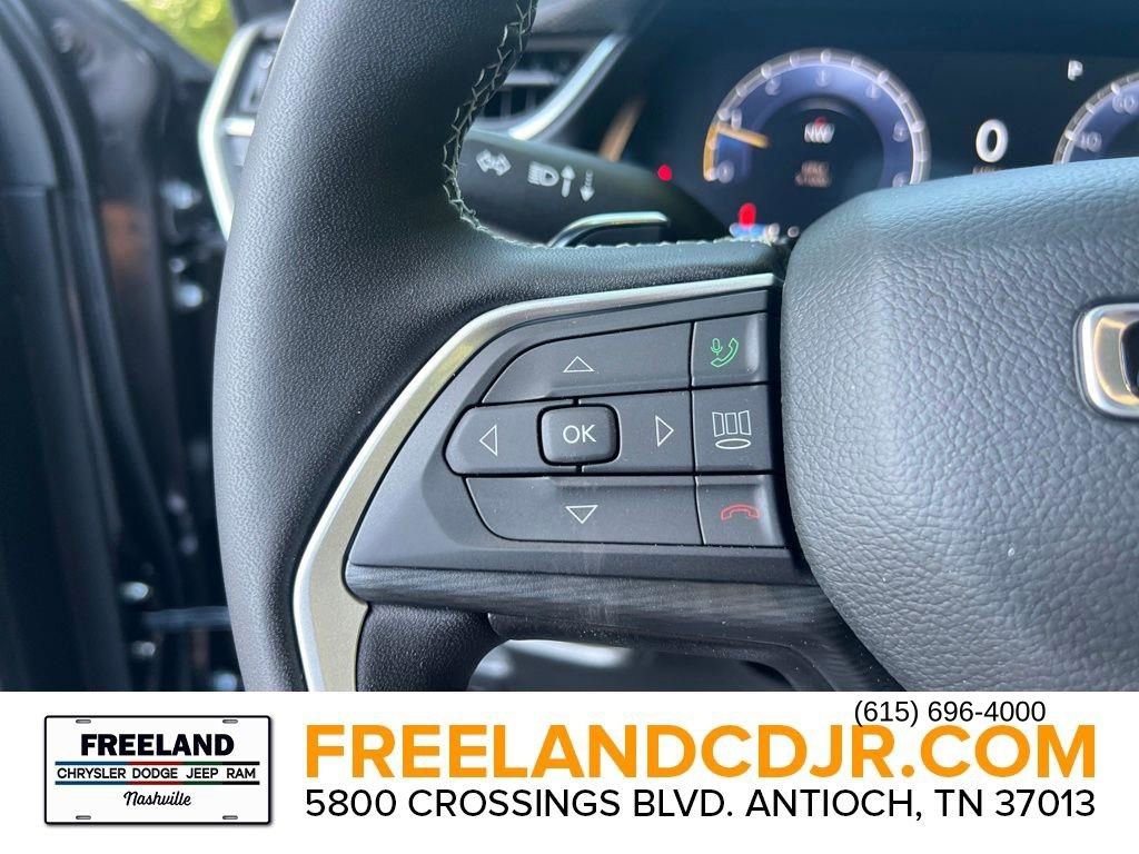 New 2025 Jeep Grand Cherokee L Altitude image 9