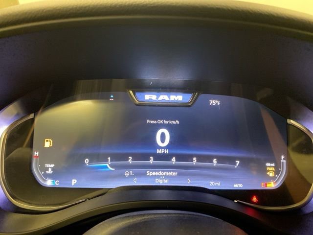New 2026 RAM 1500 4x4 Crew Cab image 9