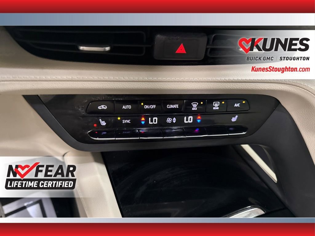 Used 2023 Buick Envision Essence image 33