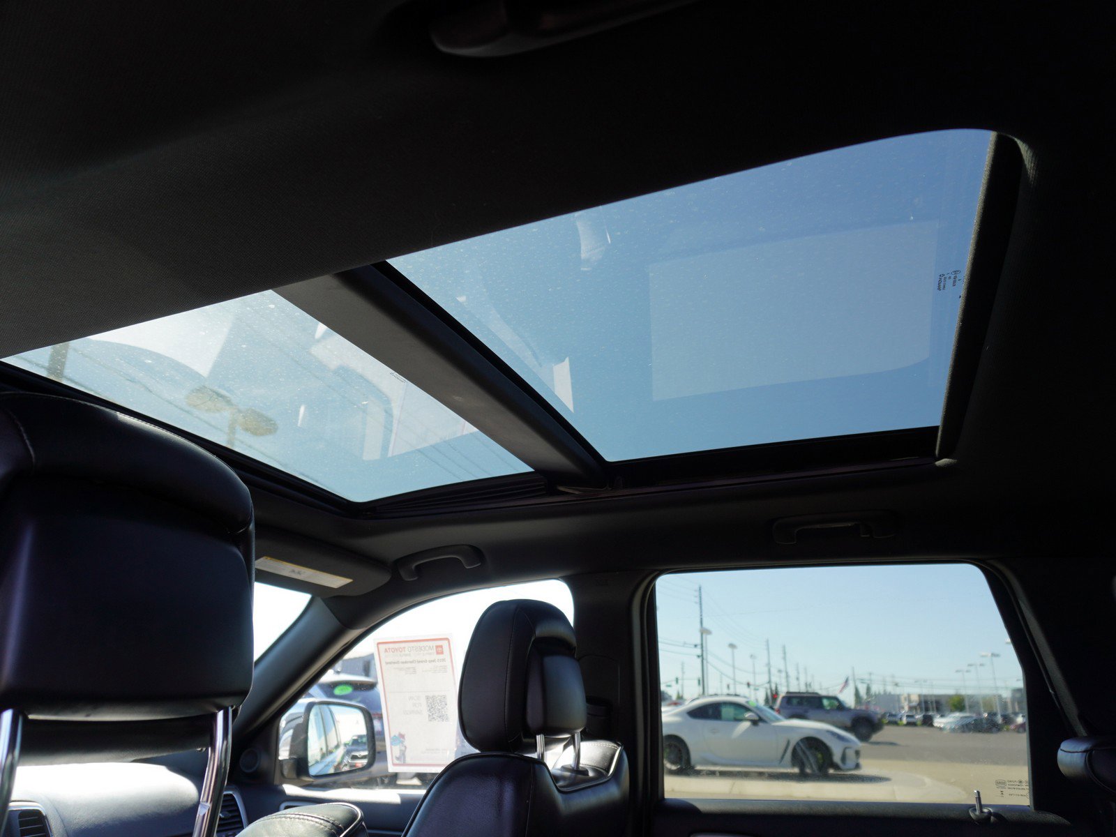 Used 2015 Jeep Grand Cherokee Overland image 14