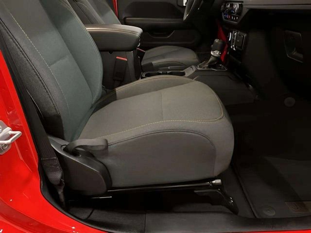 Used 2025 Jeep Wrangler Unlimited Sahara w/ Safety Group image 77